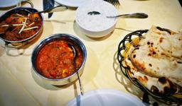 Pearl Restaurant Bar & Lounge